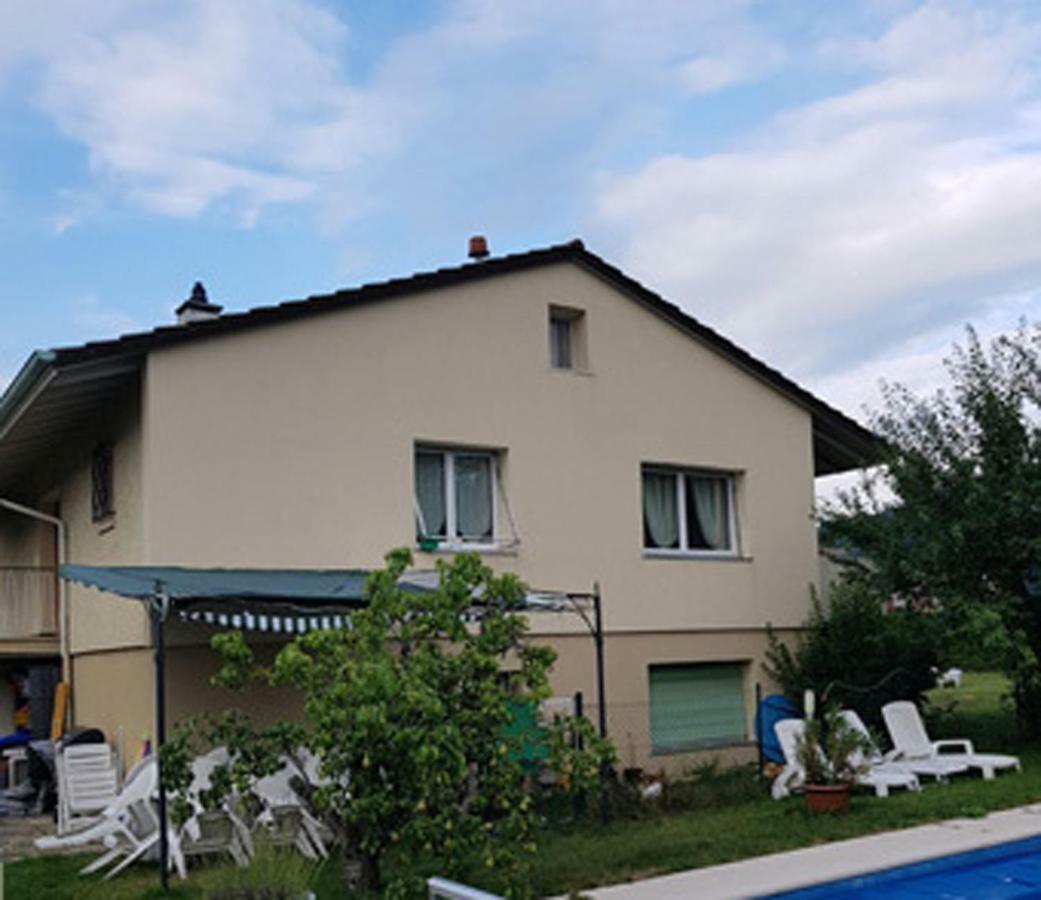 Maison Du Fey Hotel Moudon Bagian luar foto